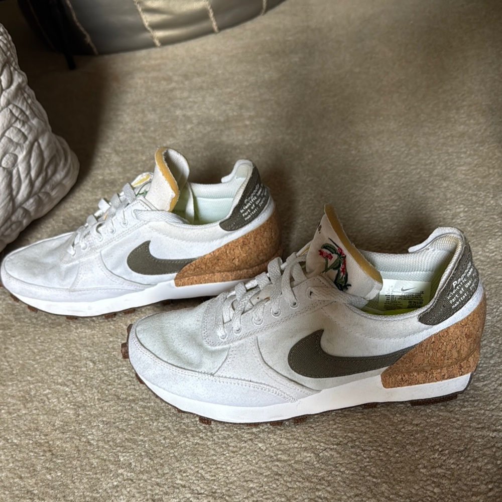 Nike White “Jade Pagoda” Floral Embroidered Athletic Shoes
